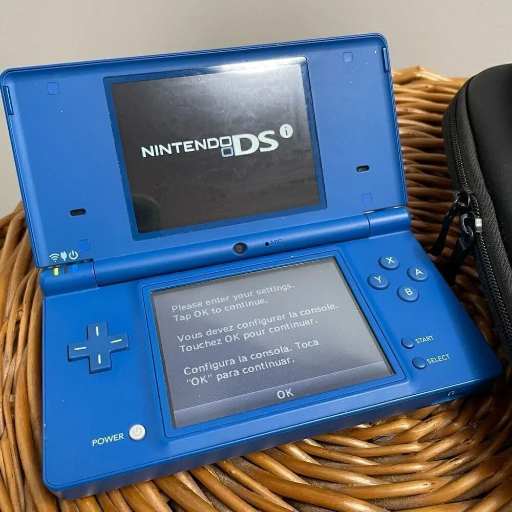 Nintendo DS Blue Handheld‎ Console System W/ Cord Case CYR-001 US Tested, Works